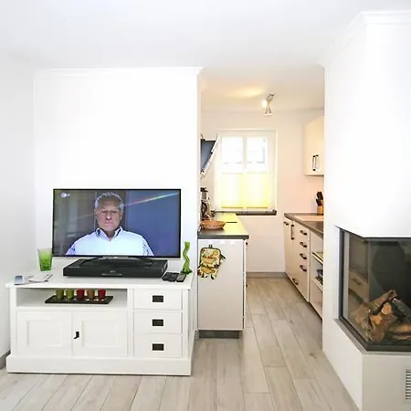 Villa-loewenstein-wohnung-3-9838 * Ostseebad Kühlungsborn
